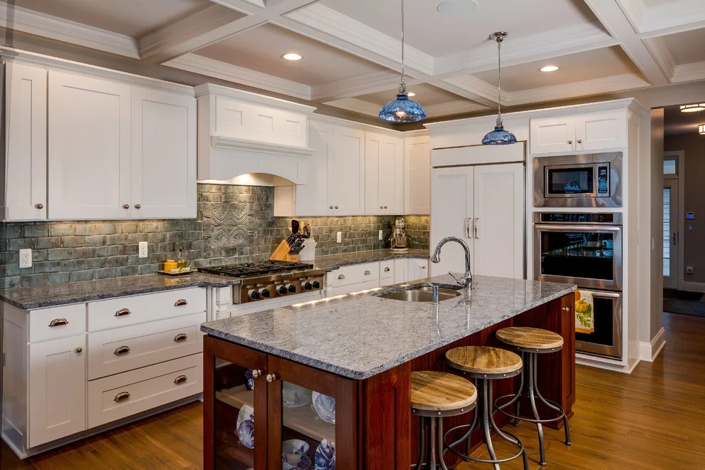 Oakland Lake Residence by Crest Homes RE & Building Co., LLC - Photo 4