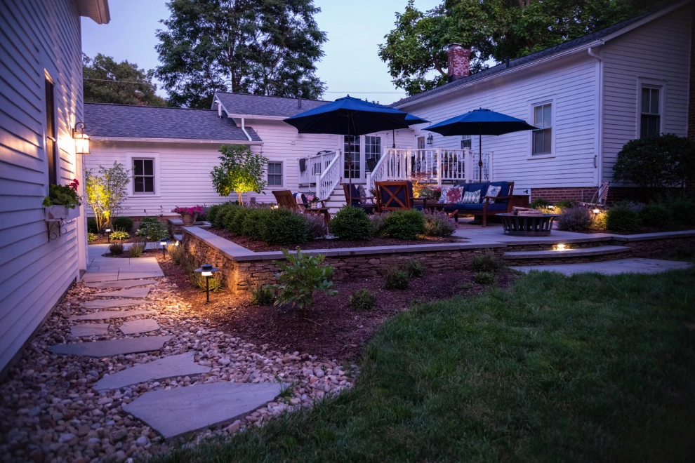 Midwest Courtyard by KGK Gardening & Design Corp - Photo 70