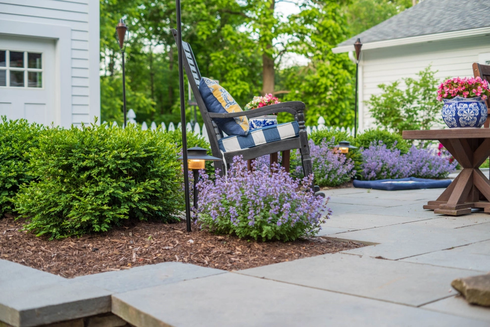Midwest Courtyard by KGK Gardening & Design Corp - Photo 41