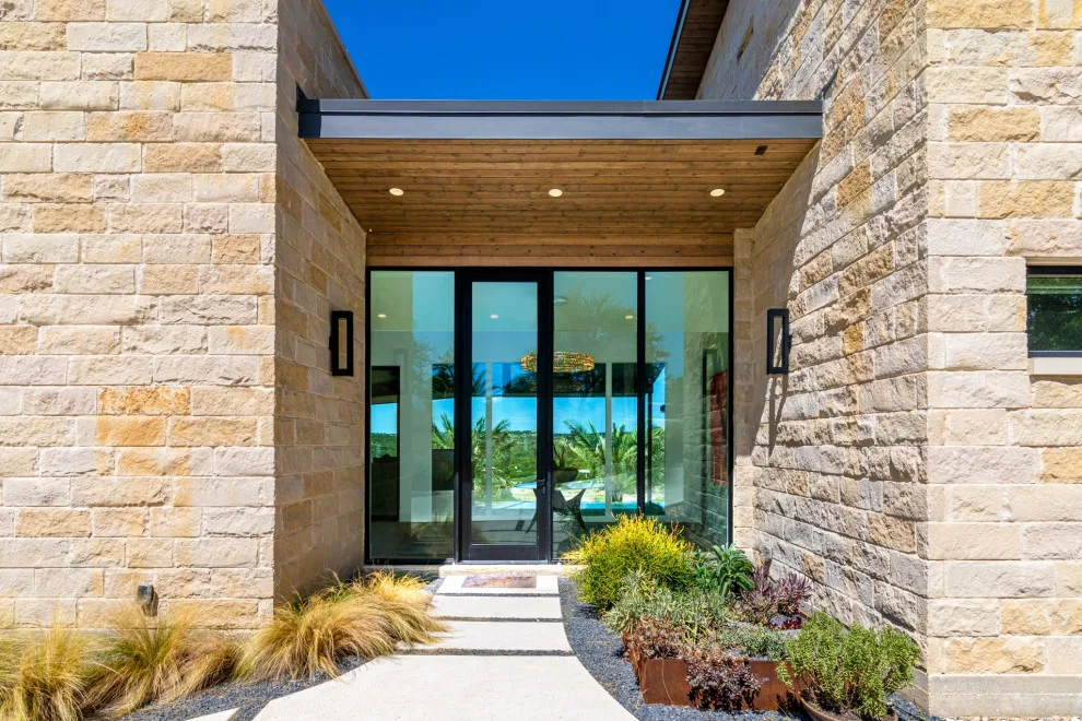 Lakeview by Camelot Custom Homes Inc. - Photo 3