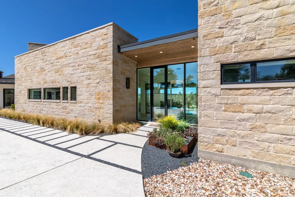 Lakeview by Camelot Custom Homes Inc. - Photo 14