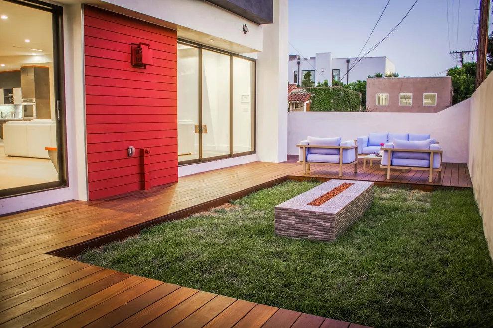 Modern Home in West Hollywood by Diditan Group Inc. - Photo 8