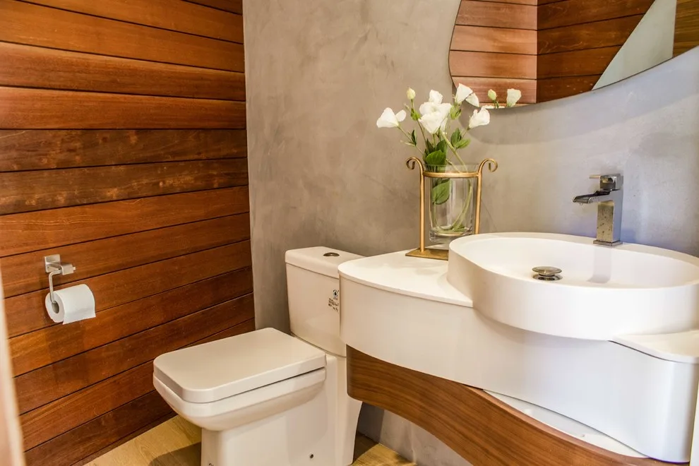 Modern Home in West Hollywood by Diditan Group Inc. - Photo 6