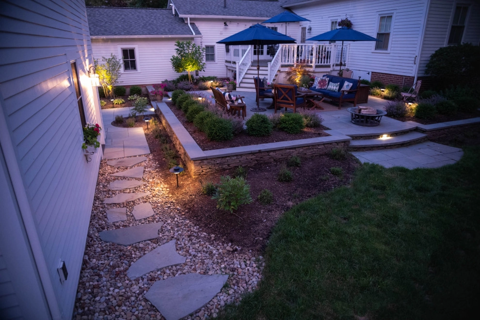 Midwest Courtyard by KGK Gardening & Design Corp - Photo 22