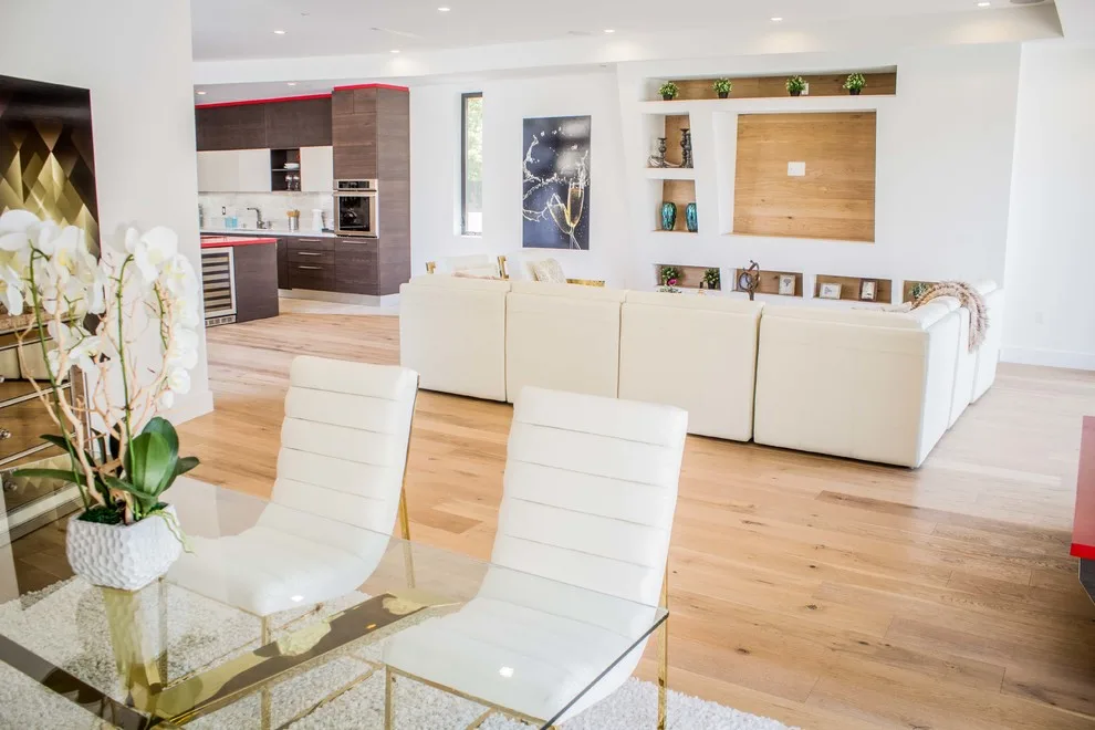Modern Home in West Hollywood by Diditan Group Inc. - Photo 18