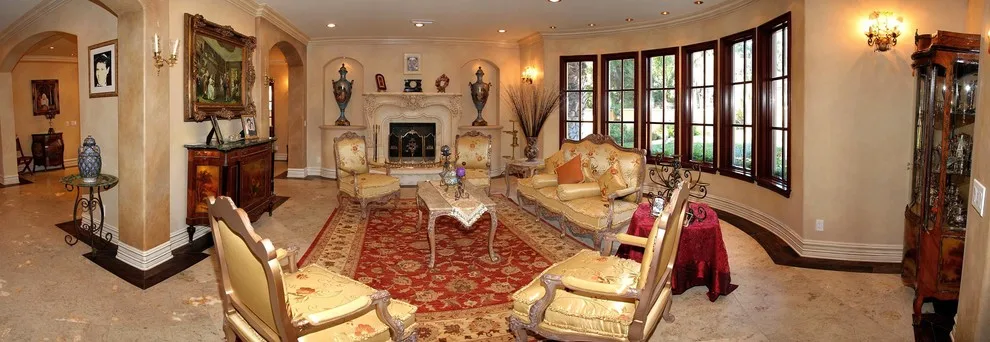 Sherman Oaks Tuscan Villa by Diditan Group Inc. - Photo 2