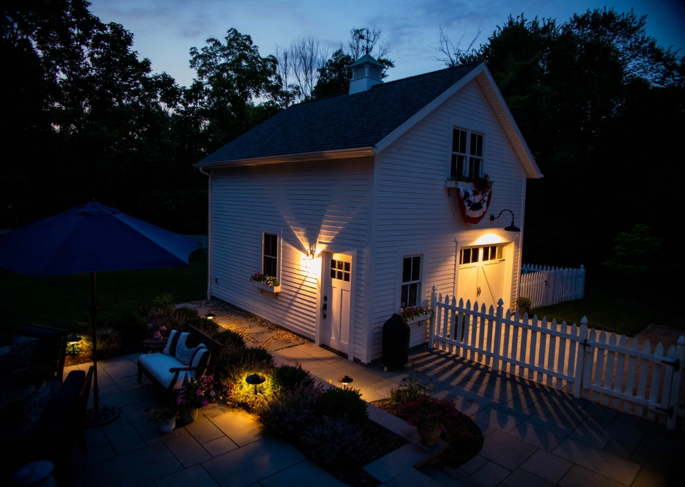 Midwest Courtyard by KGK Gardening & Design Corp - Photo 55