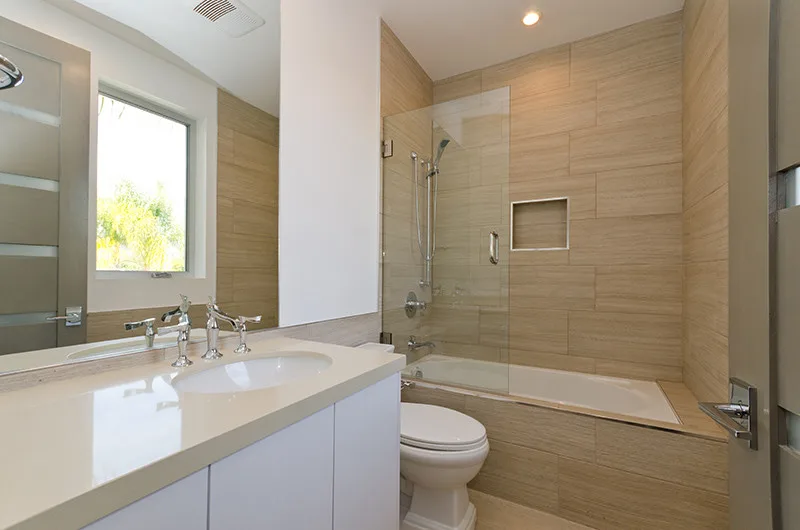 Contemporary Residence West Hollywood by Diditan Group Inc. - Photo 3