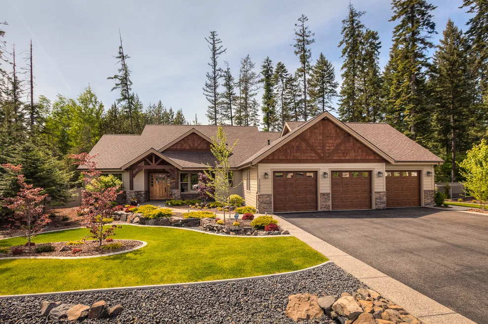 Bradbury Project by Monarch Custom Homes - Photo 4