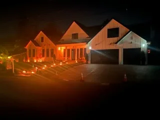Outdoor Illumination Initiatives by REI Signature Homes Inc. - Photo 8