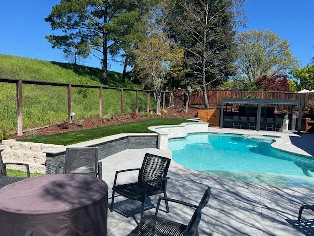 Tunbridge Garden Makeover by REI Signature Homes Inc. - Photo 4