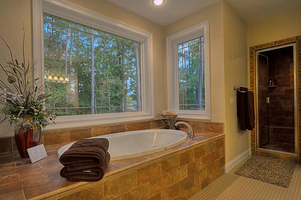 Expansive Lakeside by Tangle Ridge Builders LLC - Photo 19