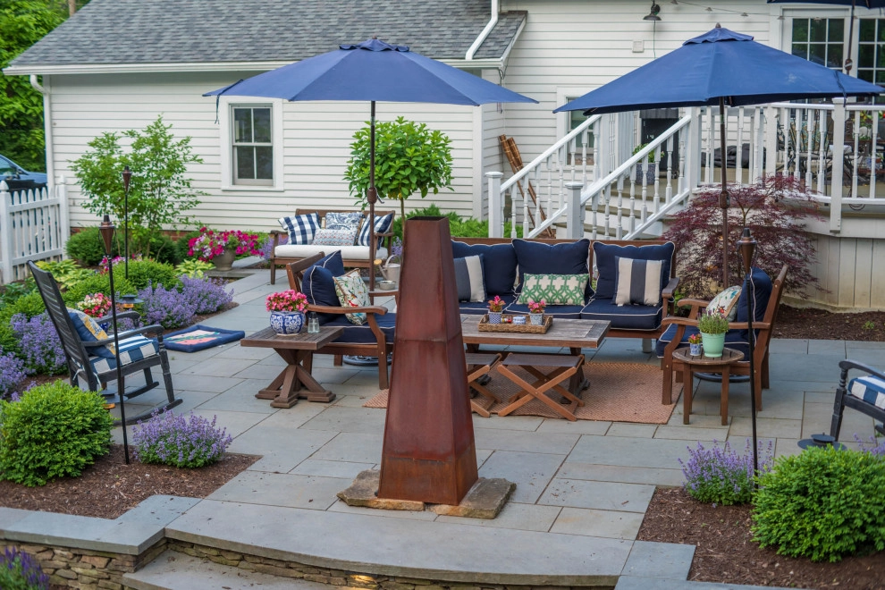 Midwest Courtyard by KGK Gardening & Design Corp - Photo 14