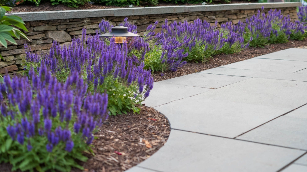Midwest Courtyard by KGK Gardening & Design Corp - Photo 6