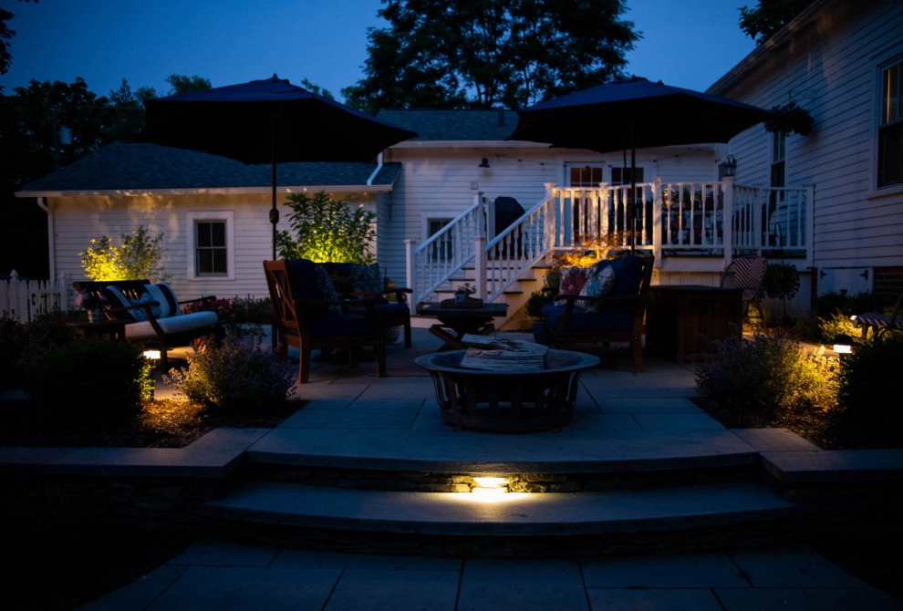 Midwest Courtyard by KGK Gardening & Design Corp - Photo 39