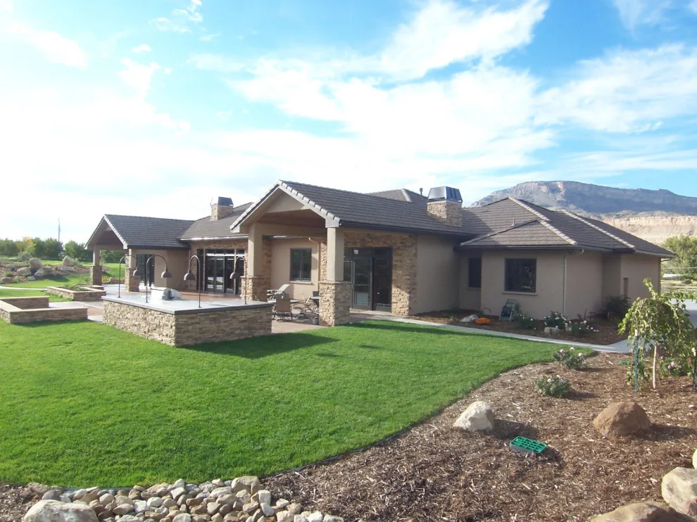 Palisade Residence Designed for Hosting by Keystone Custom Builders, Inc. - Photo 8