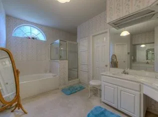 Lewis Mountain Ranch | Complete Home Renovation by Katz Builders, Inc. - Photo 45