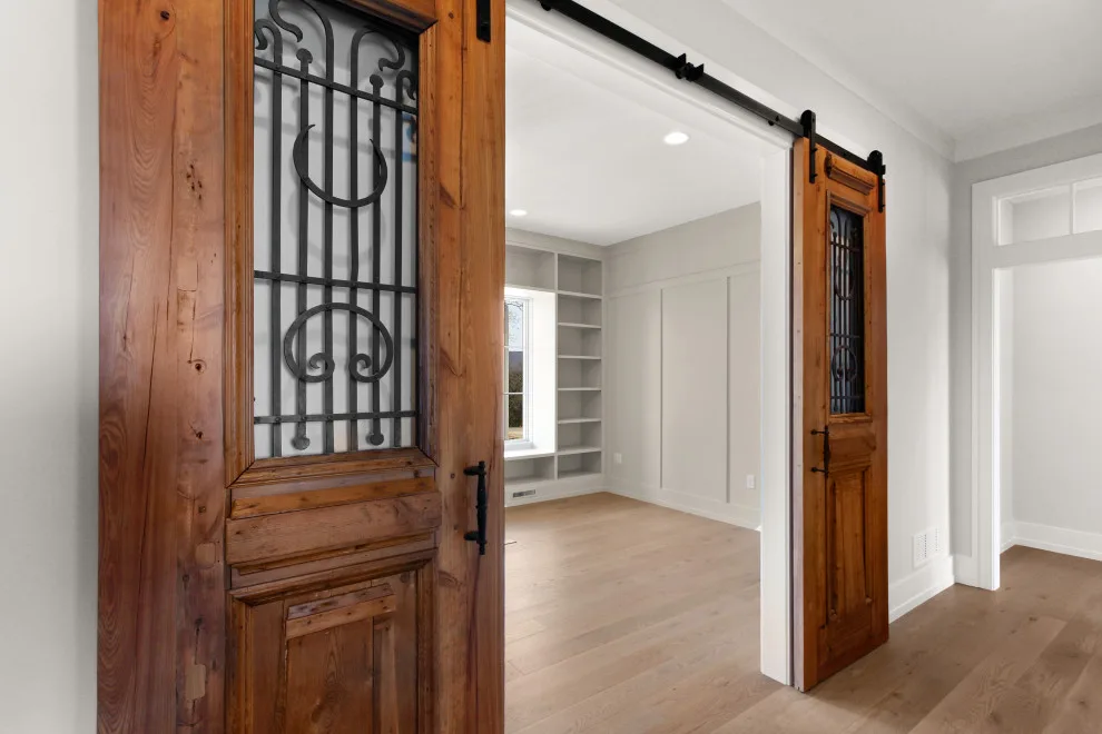 Limestone Estate by Farinelli Construction, Inc. - Photo 6