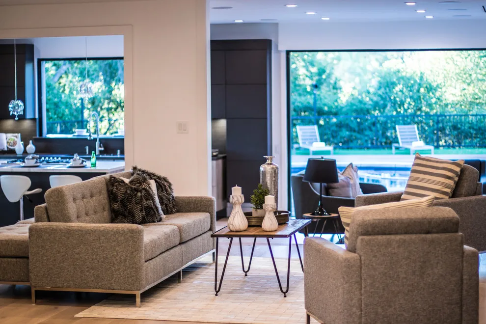 Contemporary Urban Home Studio by Diditan Group Inc. - Photo 11