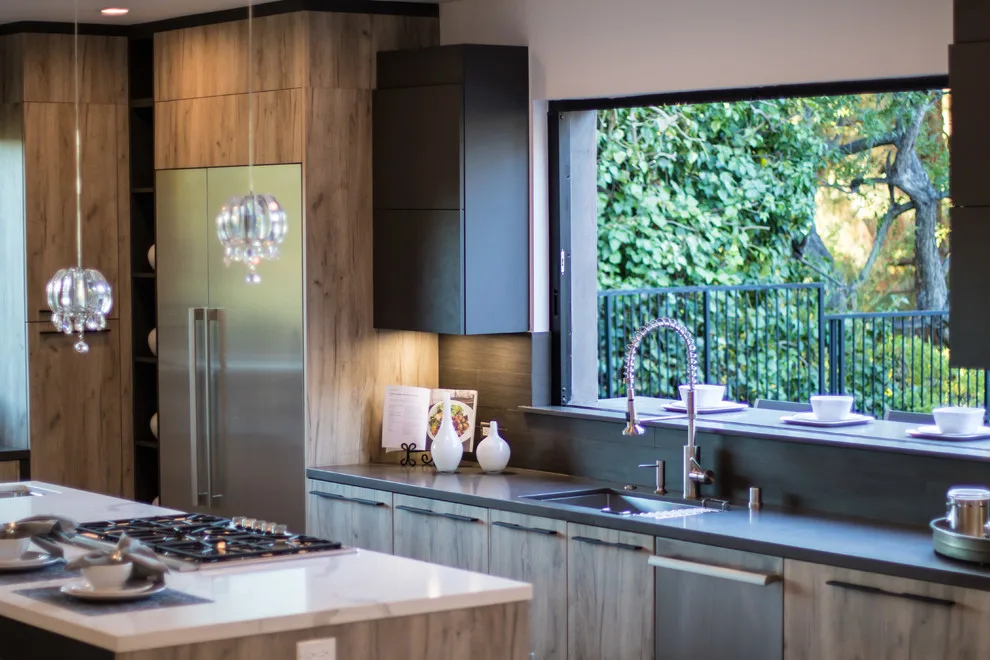 Contemporary Urban Home Studio by Diditan Group Inc. - Photo 21