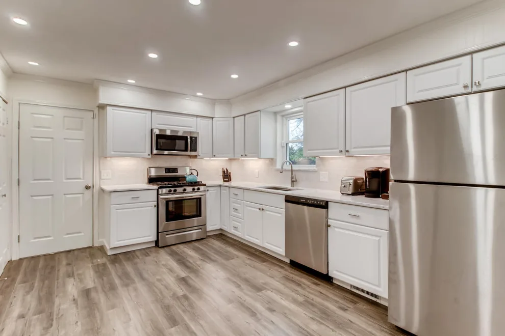 Chellyanna - Custom Homes, Additions, Renovations - Photo 4