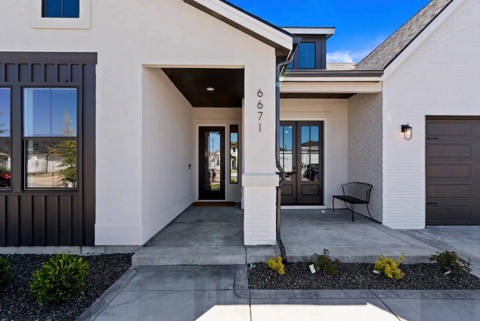 Logan River Contemporary Tudor by Gardner Homes - Photo 18