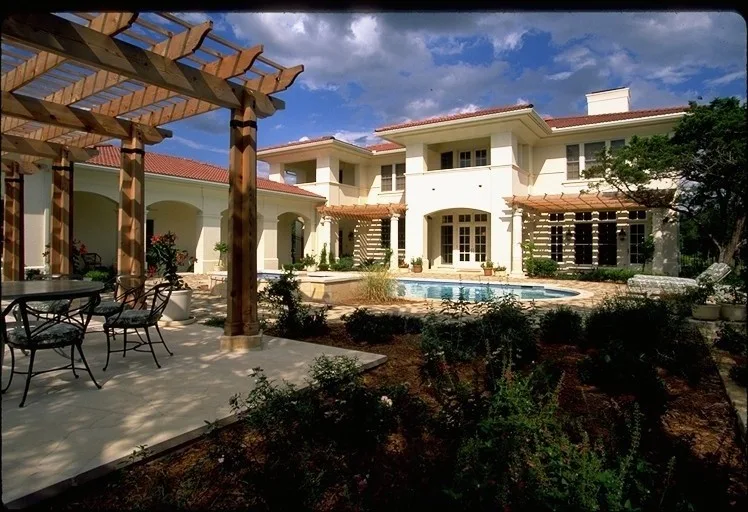 Los Lomas | Tailor-Made Residence by Katz Builders, Inc. - Photo 4