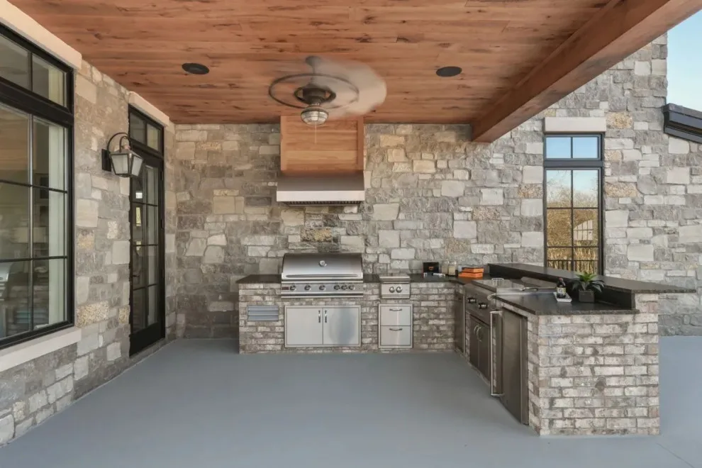 Brentwood Construction Project by Luxe Custom Homes - Photo 7