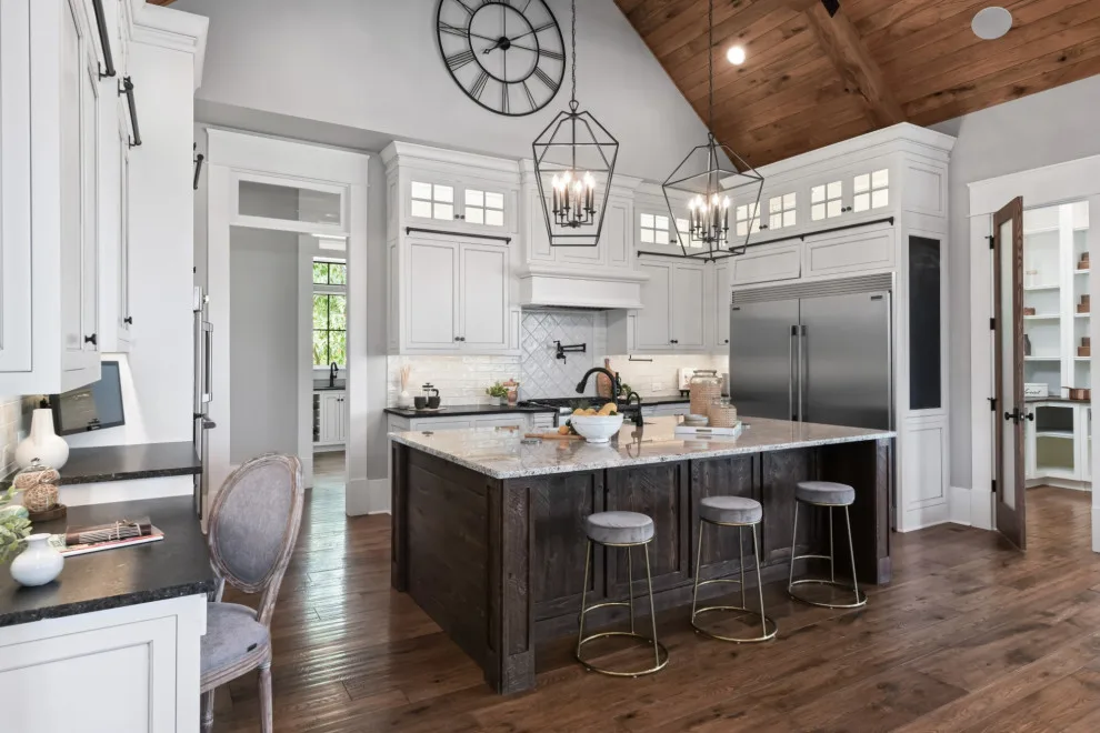 Brentwood Construction Project by Luxe Custom Homes - Photo 6