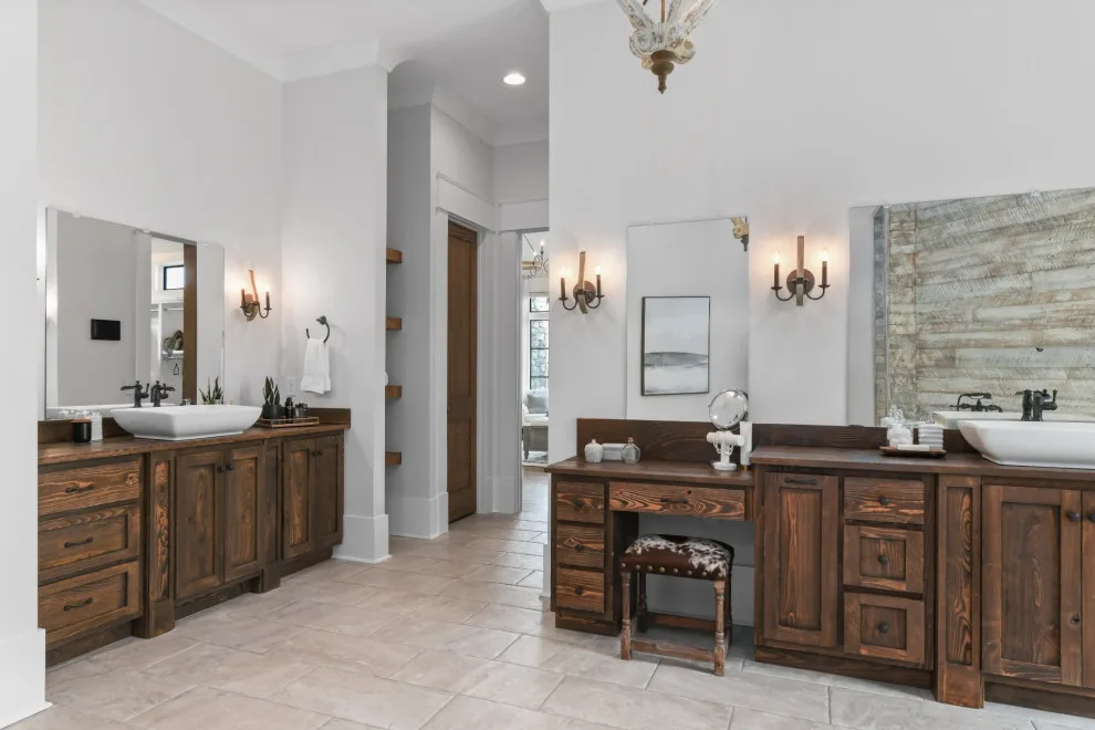 Brentwood Construction Project by Luxe Custom Homes - Photo 49