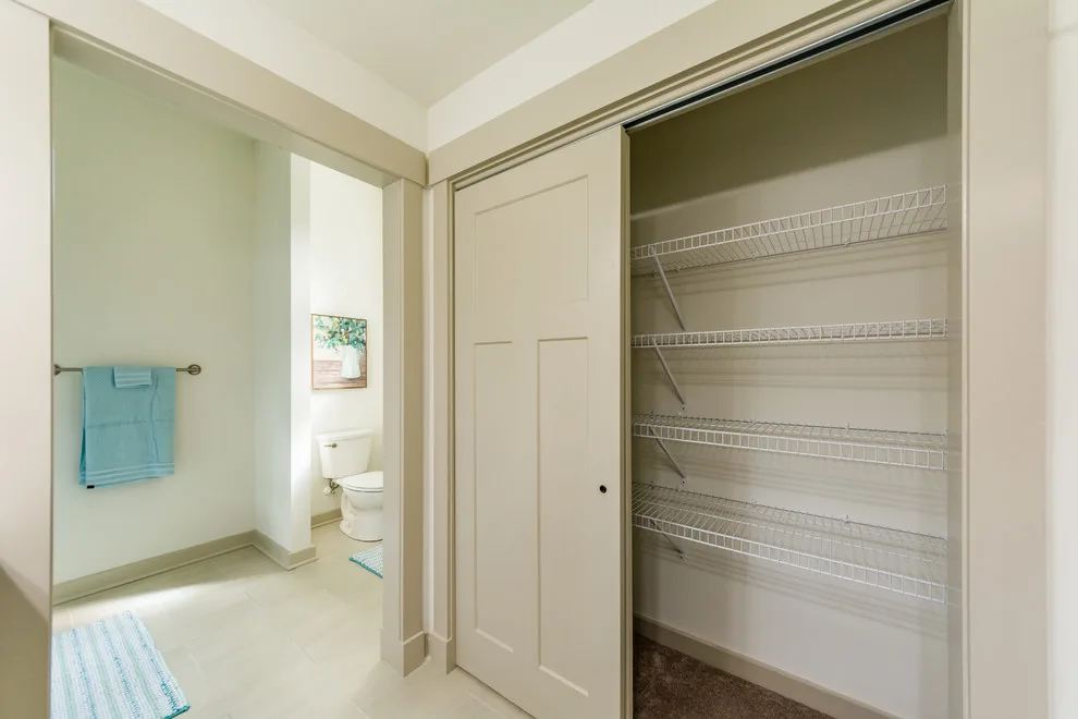 SAGA Realty & Construction - Photo 11
