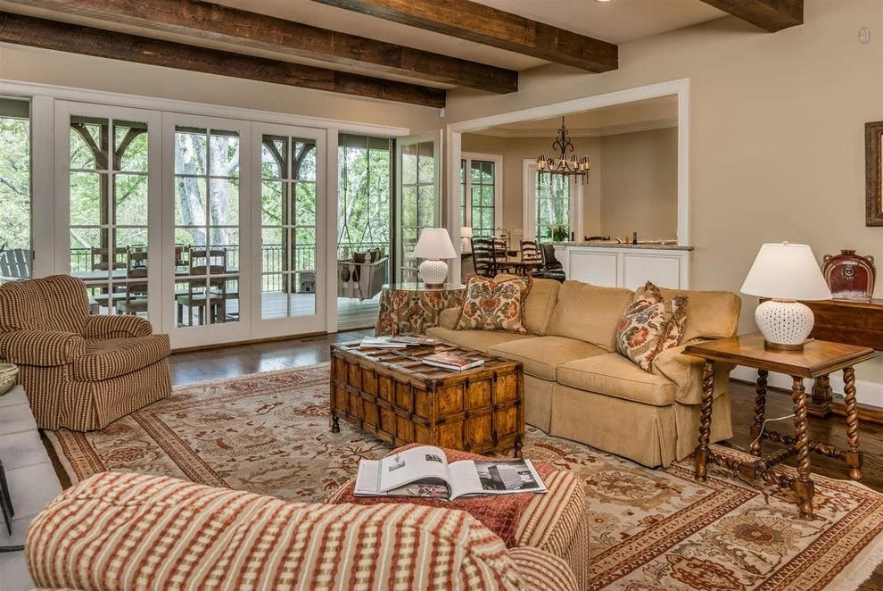 Lynnwood Boulevard Beauty by Donnelly Timmons & Associates Inc. - Photo 12
