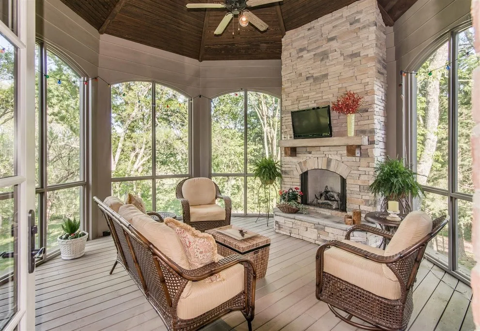 Lynnwood Boulevard Beauty by Donnelly Timmons & Associates Inc. - Photo 14