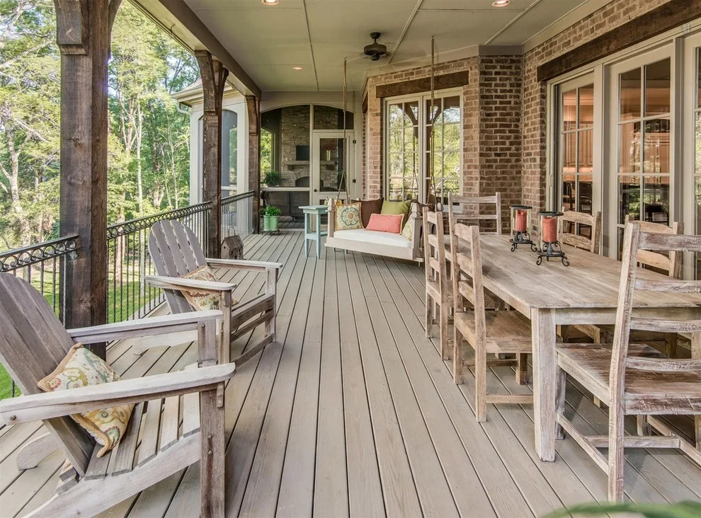 Lynnwood Boulevard Beauty by Donnelly Timmons & Associates Inc. - Photo 7