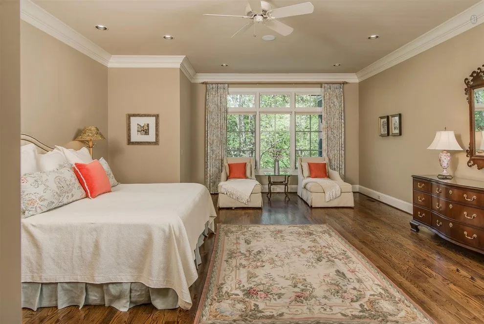 Lynnwood Boulevard Beauty by Donnelly Timmons & Associates Inc. - Photo 18