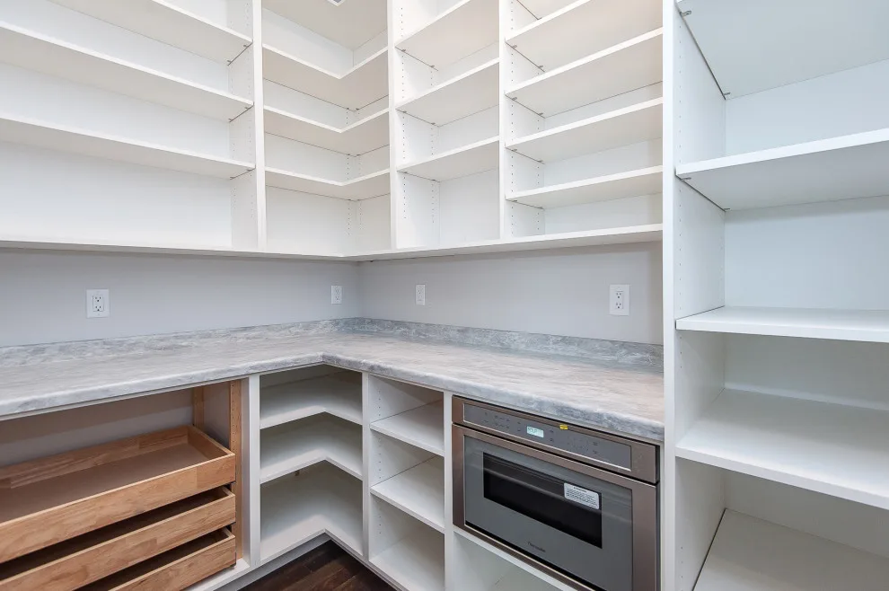 Malibu Two-Level by R. Fleming Construction - Photo 54