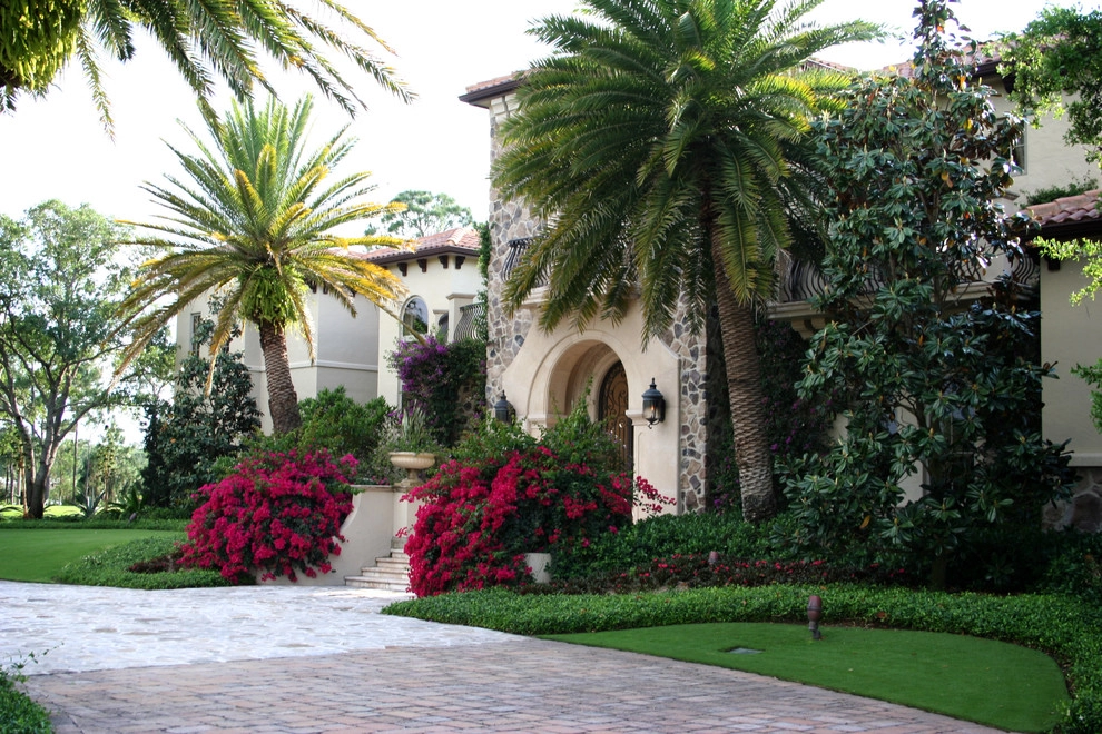 Traditional Jupiter Florida Estate by Krent Wieland Design, Inc. - Photo 6