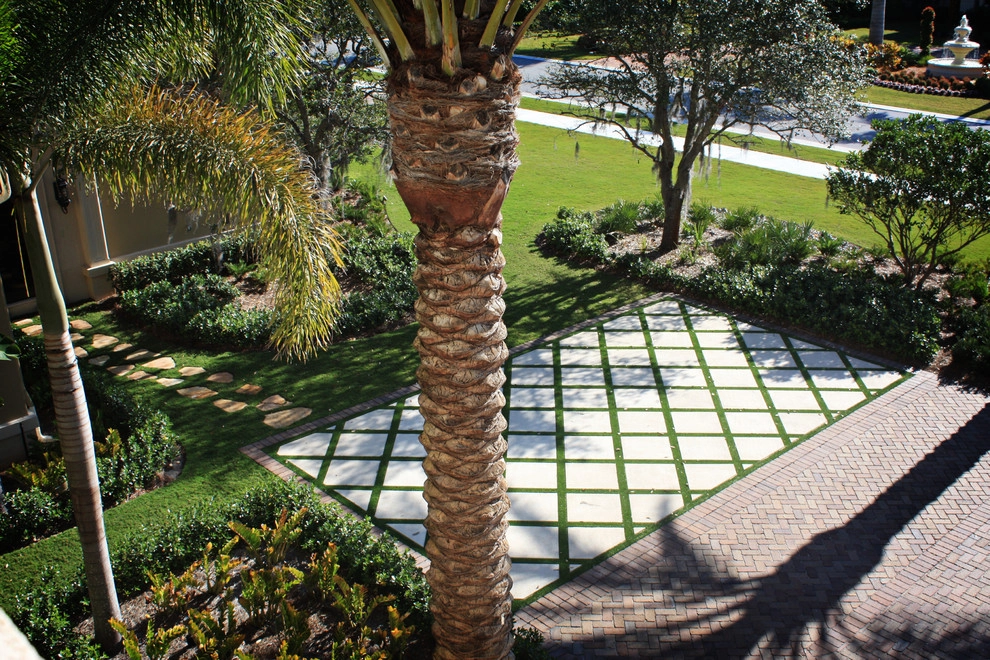 Contemporary Palm Beach Florida Estate by Krent Wieland Design, Inc. - Photo 6