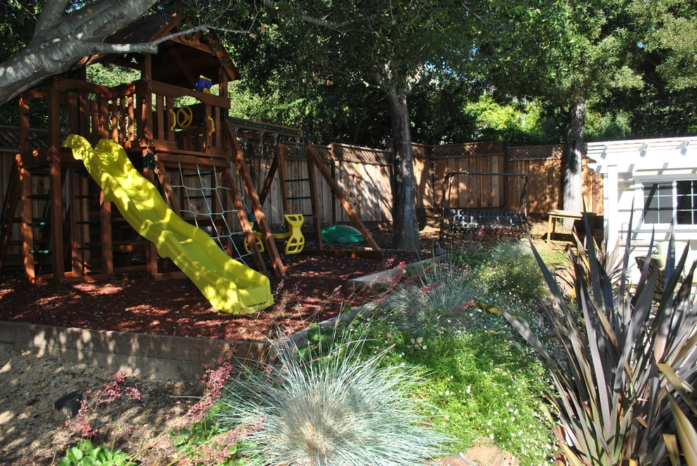 Family fun space by Kristen Rudger Landscape Design - Photo 4