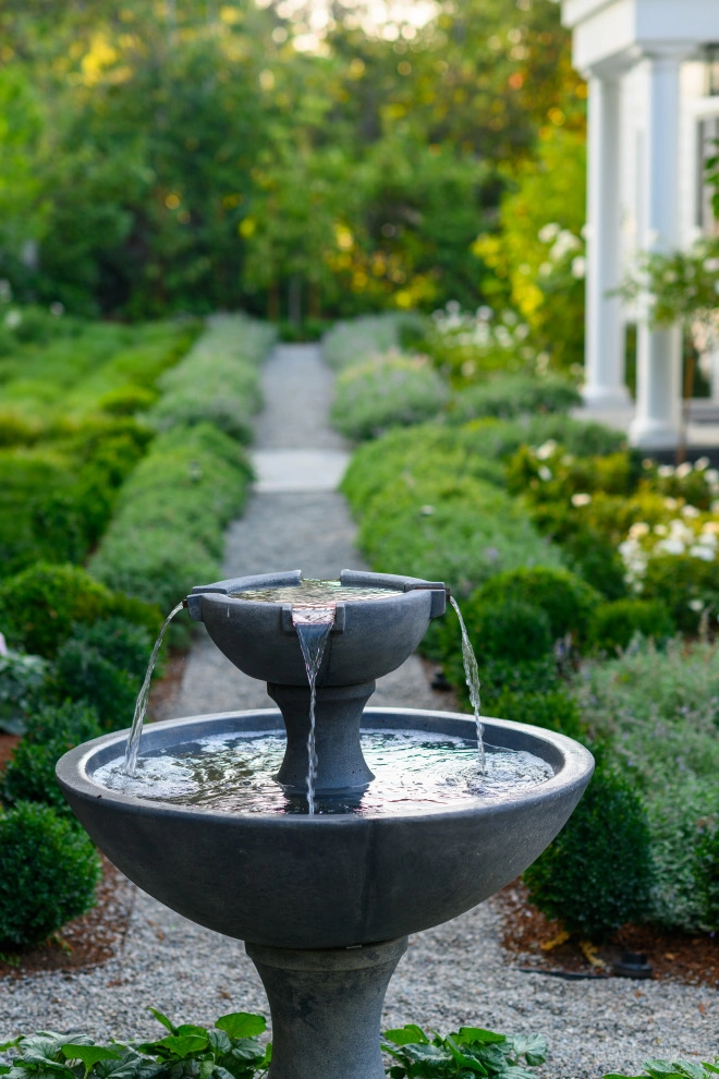 Hillsborough traditional by Kristen Rudger Landscape Design - Photo 7