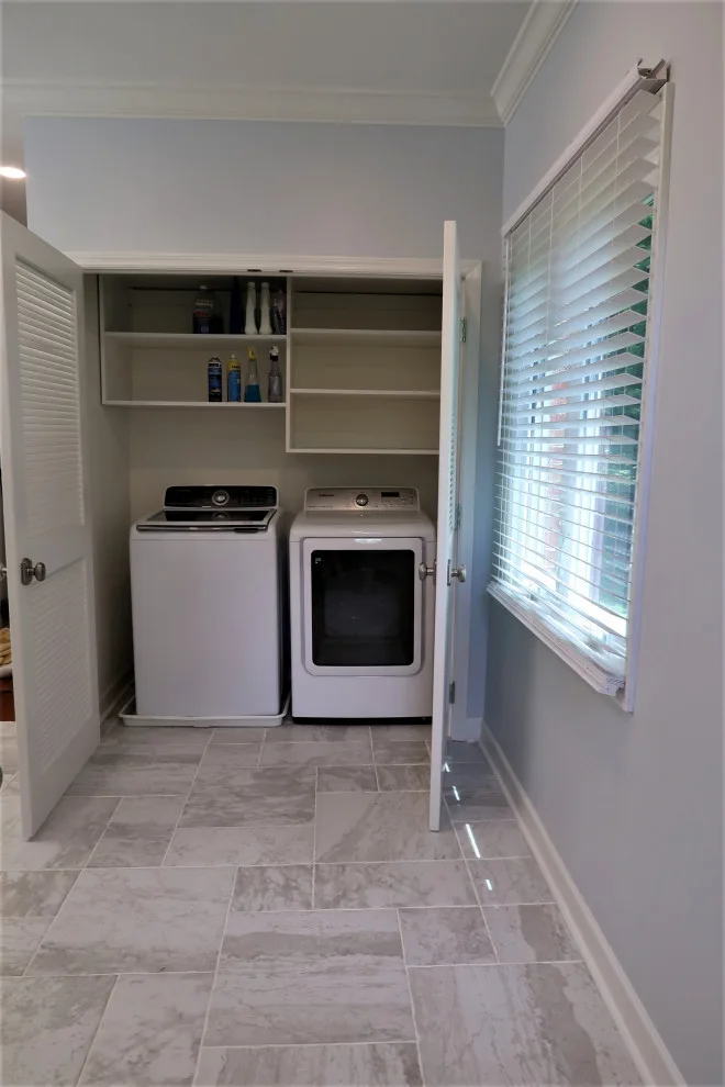 Primary Bathroom and Wardrobe by Infinity Construction, Llc. - Photo 9