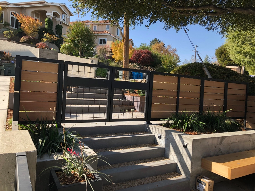 San Carlos Modern by Kristen Rudger Landscape Design - Photo 2