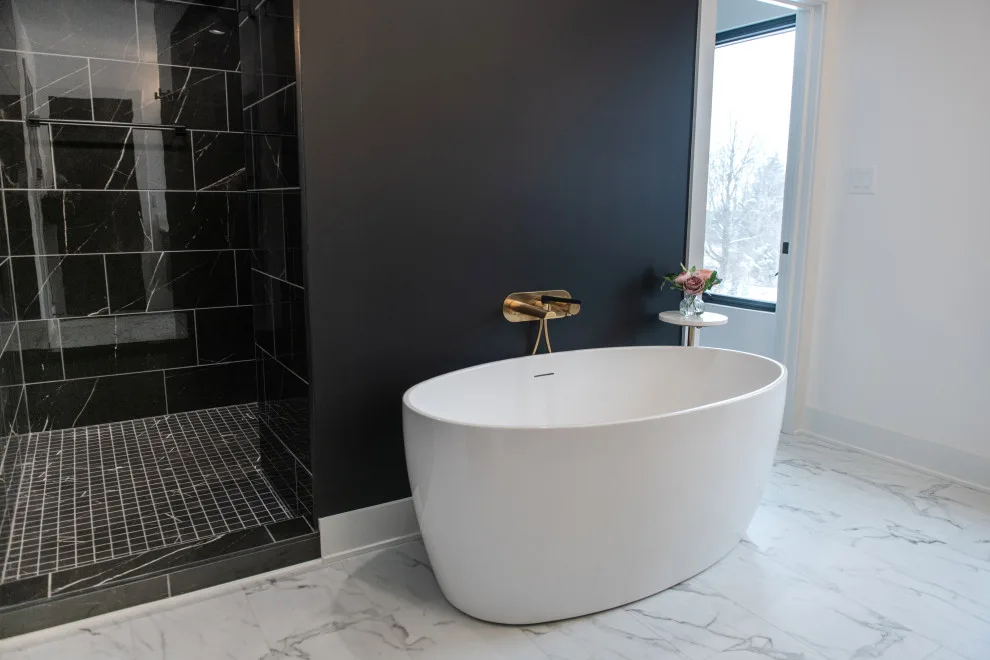 Premier Suite by Duke Homes, Inc. - Photo 63
