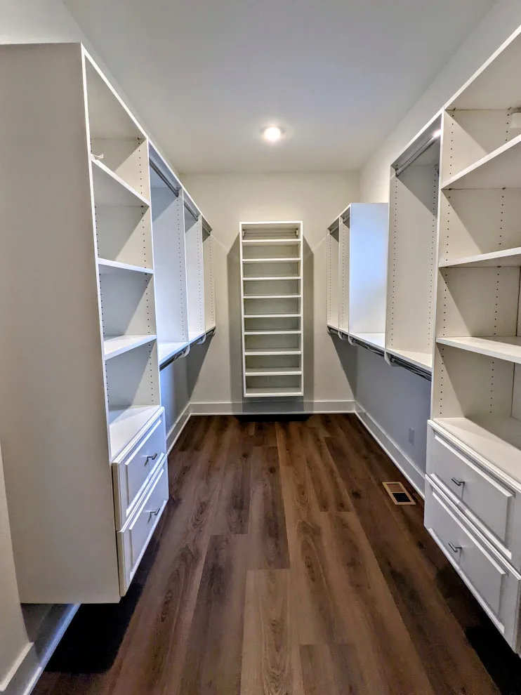 Premier Suite by Duke Homes, Inc. - Photo 41