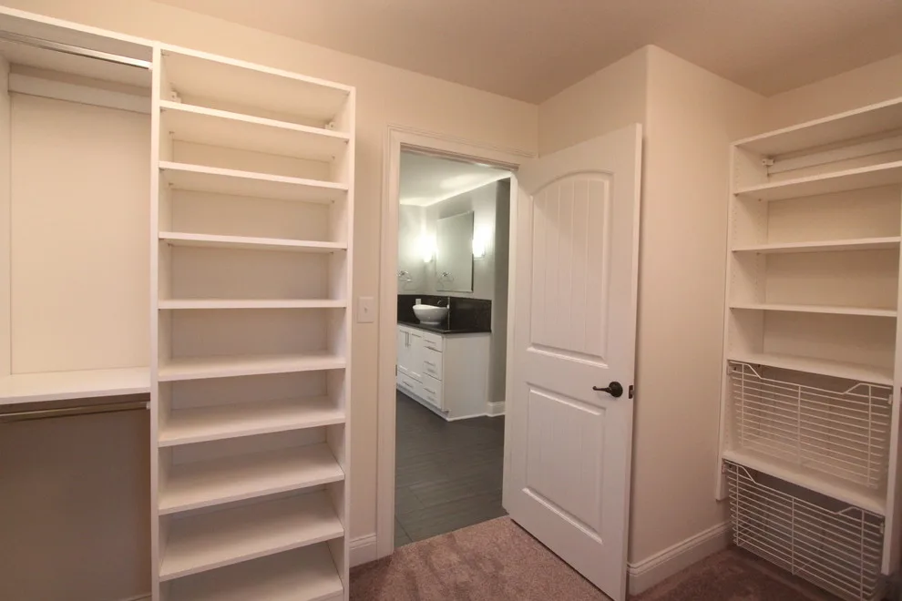 Premier Suite by Duke Homes, Inc. - Photo 23