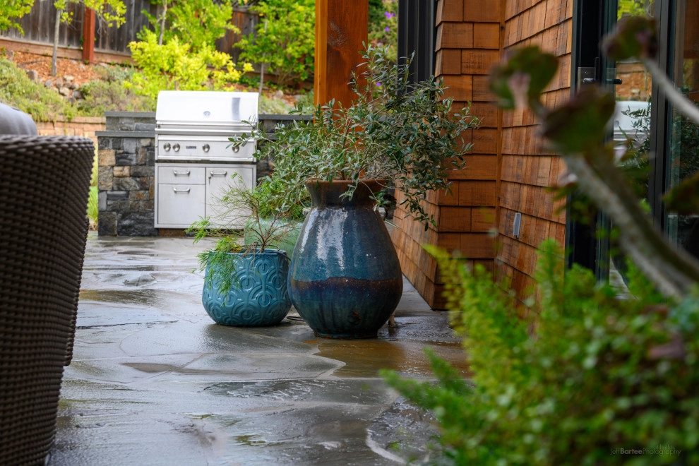 Hillsborough Outdoor Living Room by Kristen Rudger Landscape Design - Photo 20