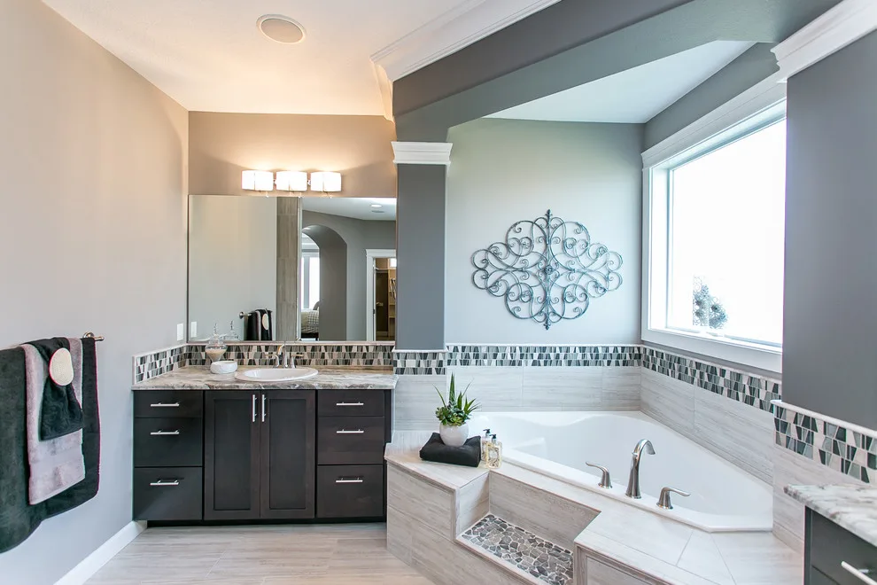 Luxury Bathrooms by Prodigy Homes Inc. - Photo 14