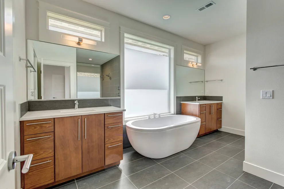 Luxury Bathrooms by Prodigy Homes Inc. - Photo 17