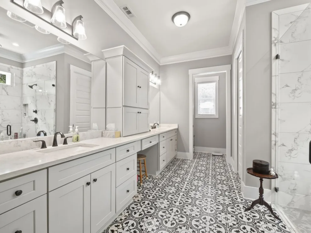 Principal Bathrooms by Southernwood Homes - Photo 50