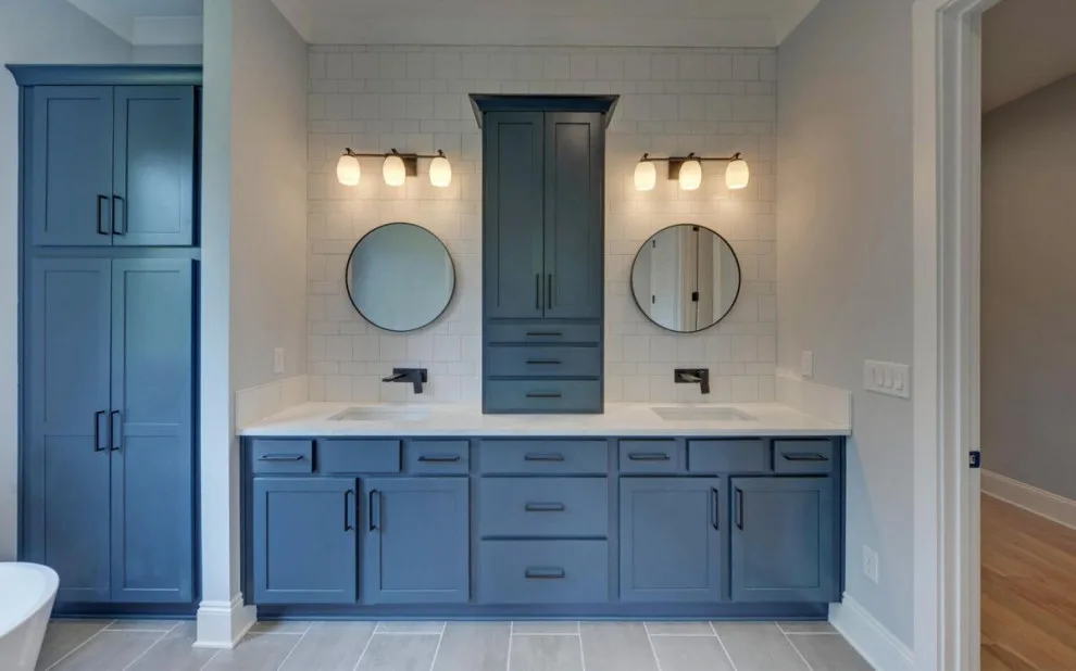 Principal Bathrooms by Southernwood Homes - Photo 27